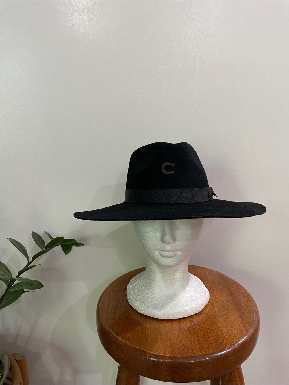 Charlie 1 Horse Highway Hat - Picture 4 of 14
